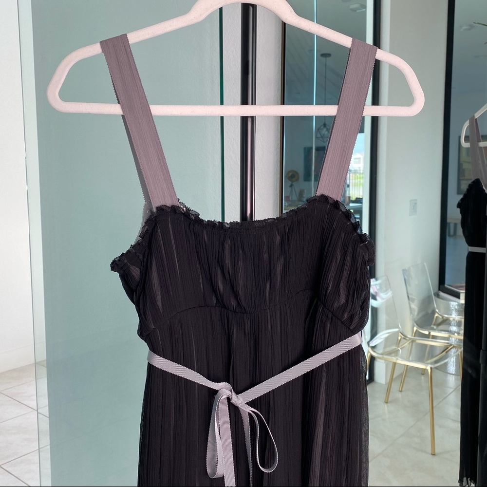 Mimi Maternity Silk Black Pleated Dress - Picture 10 of 11